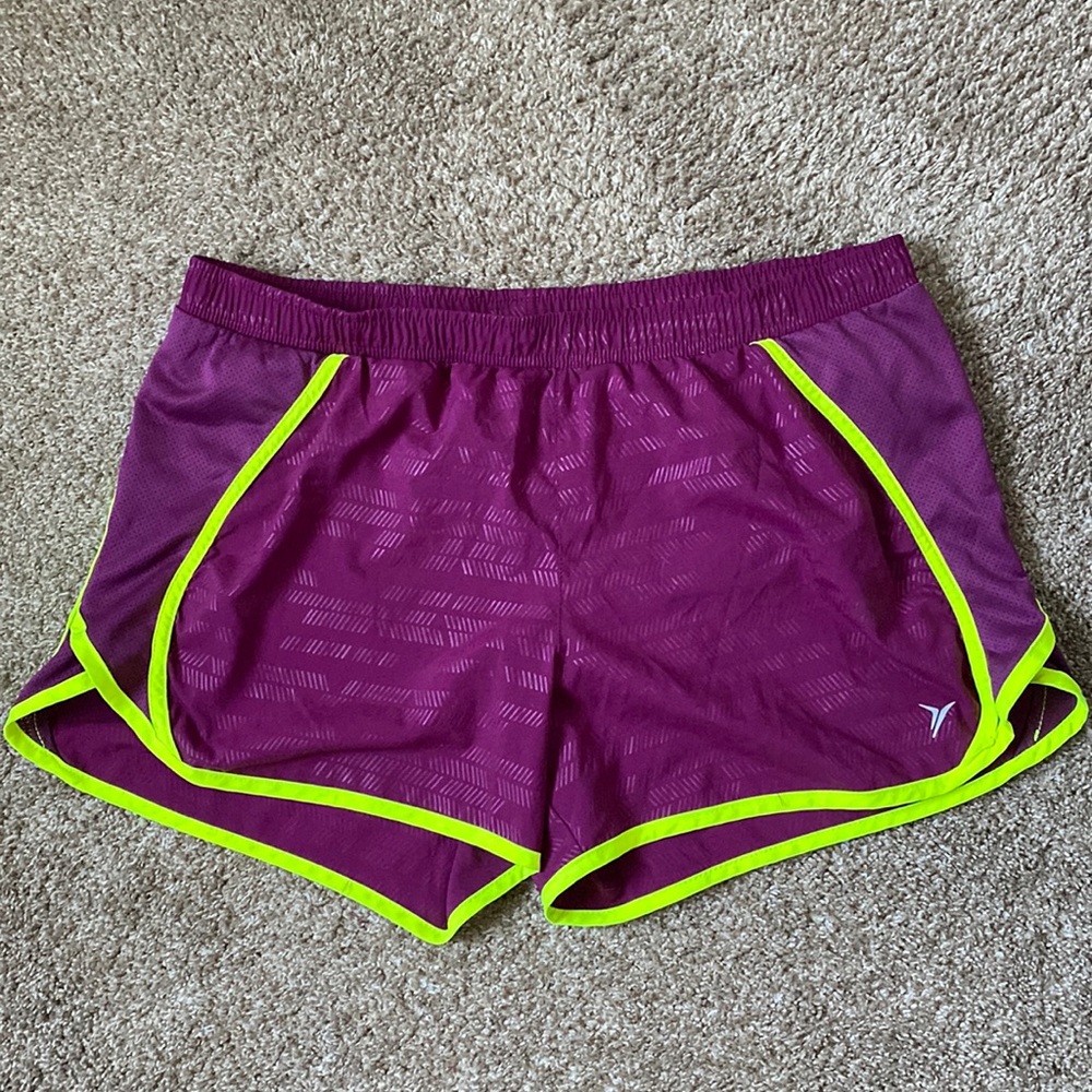 Athletic shorts
